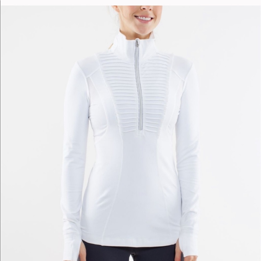 SOLD Reposh: Rn your heart out pull over size 6